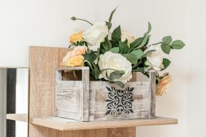 Cozy Artists Home apartment - by Open House apartments