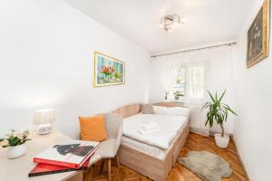 Cozy Artists Home apartment - by Open House apartments