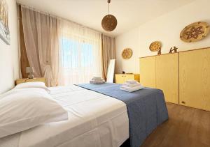 Pgs Immobiliare srls Family House Bilocale con terrazza La Maddalena