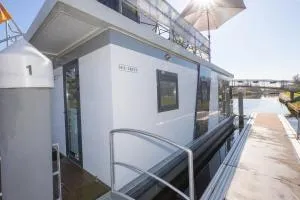 Hausboot "See-Treff" - Lintig