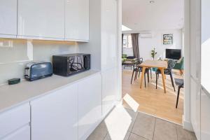 Host & Stay - Palm Penthouse