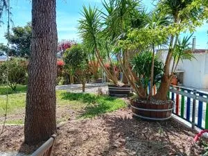 Espectacular casa moderna con jardín y terraza - Parderrubias