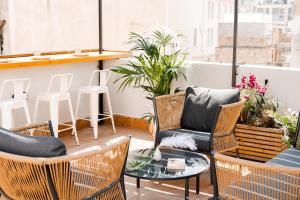 Acropolis Rooftop Ermou