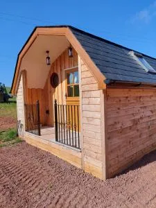 Cosy Countryside Cabin - Sleeps 2 Parking & Farm - Laurencekirk