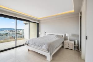 4 Bedroom Cannes Penthouse - Ocean View
