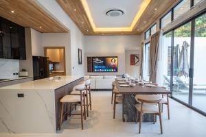 Mouana Breeze Mai Khao 4-bedroom Pool Villa 9918