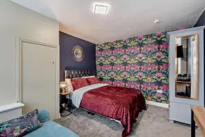 Victorian Bijoux House - Tiger Room - Longnor