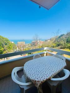 APPARTAMENTO -D-VISTA MARE con 2 CAMERE Residence Azzurro