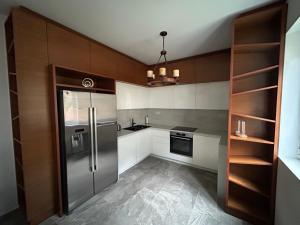 Enyana Family Apartment