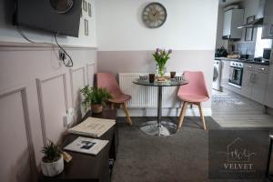 1 Bed House , Free WiFi,Free Parking,Leasure,Business