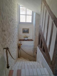 B&B / Chambres d'hotes Chambres d-Hotes L-Ecu : photos des chambres