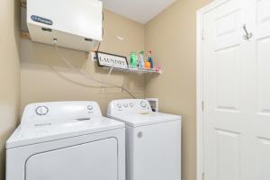 Cozy and Comfortable 2 bedroom house