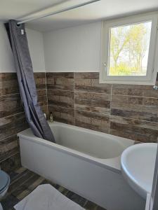 Maisons de vacances Normandy house, sea and countryside - countryside - Cyrano gite : photos des chambres