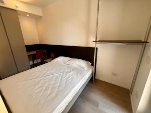 Navigli relax with private balcony and parking