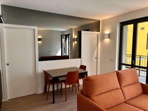 Navigli relax with private balcony and parking