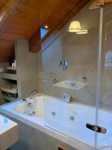 Chalet Anayet Lodge Luxury 5 Stars in Formigal