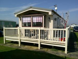 The Chase Ingoldmells Hathaway II 6 Berth Central Heated gated veranda FREE WIFI