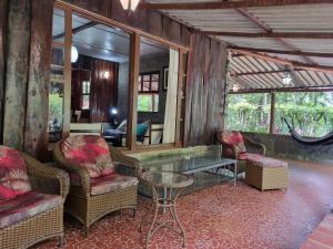 Sítio Pajuçara - Chalé 1 - Dentro do Parque Nacional da Serra dos Órgãos - Acesso ao açúde e cachoeira dentro da propriedade