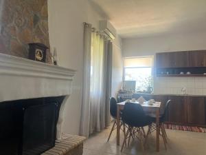 Olympia House Dionisos and Dimitra II