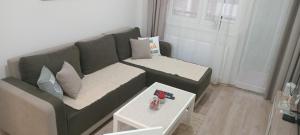 Apartman Sofisi