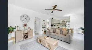 Stylish 2BR Apartment Retreat - East Trinity