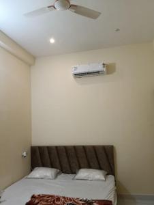 Shree Krishna Kunj AC Villa 2 BHK