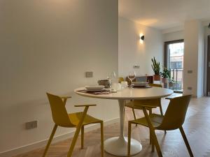 GuestHost - Trastevere Modern Apartment
