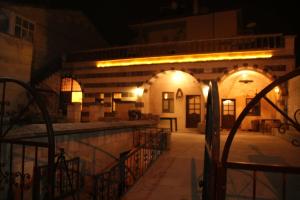 Göksels Cave House Ortahisr