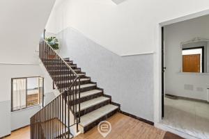 Milly's Apartment img19