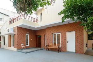 Cedar Wood Villa by RedOlive 15min from MG Road
