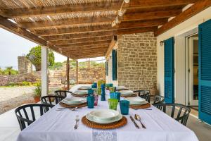 Villa Punta delle Oche by CFSuites