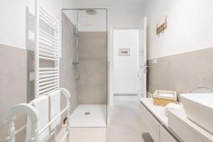 Villa Punta delle Oche by CFSuites img30