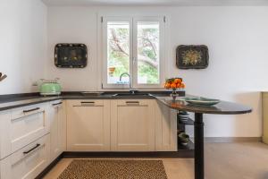 Villa Punta delle Oche by CFSuites img55