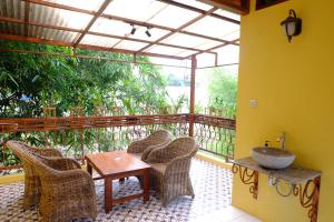 Villa Alicia - Pavillion Lily