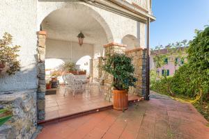 Timeless Escape Villa - Garden and Sea