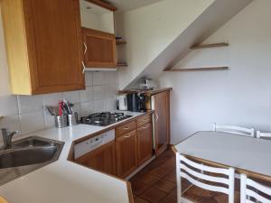 Grande longère au port