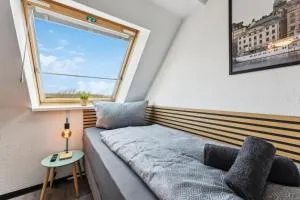 Larooms - Naumi#1 - Leuna