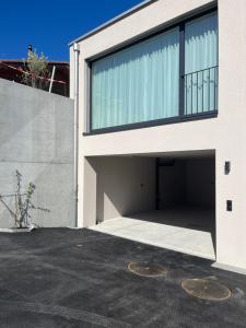 Neue helle Wohnung mit Bergblick 15 Minuten von Interlaken & Jungfrau Region