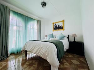 Palm Haven 5 min drive to Carlswald Centre