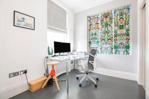 The Grand Camden Garden 4BR Home