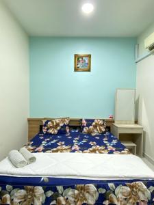 Private Studio with King Bed by Faizana Homes