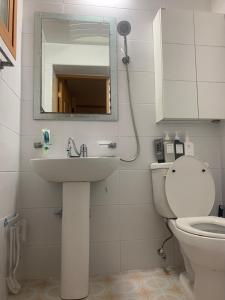 Trendy Stay Near Common Ground