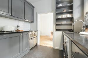 Beautiful apartment i 4