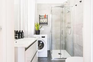 7 posti, a pochi minuti da Venezia, posto auto