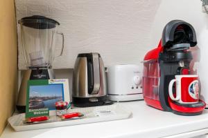 Les voiles des Régates, à 5 minutes du centre à pied, 15 minutes de la mer