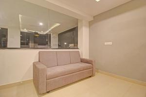 Super Townhouse Whiteridge Gachibowli Near AIG Hospital