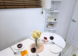 Hong-Cho Stay SinChon