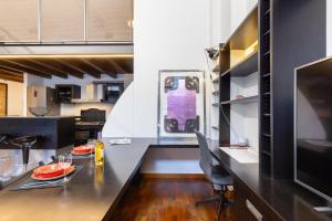 Loft Bandiello by BarbarHouse