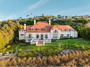 Magnificent Oceanfront French Chateau in Los Angeles - 兰乔帕洛斯弗迪斯