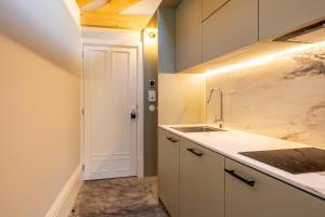 Panoramic Historic Views Private Terrace - Apt G